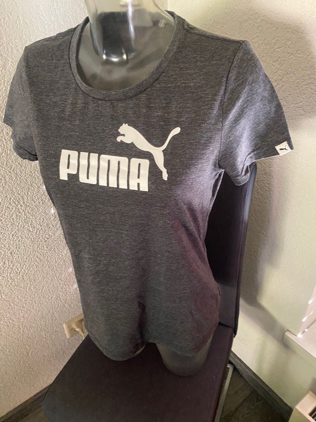 Puma T-Shirts: PUMA T-Shirt Grösse 40  grau – Gebraucht aus Allenwinden von Obalu 1