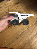 Liebherr Kipplaster Spielzeug weiss guter Zustand