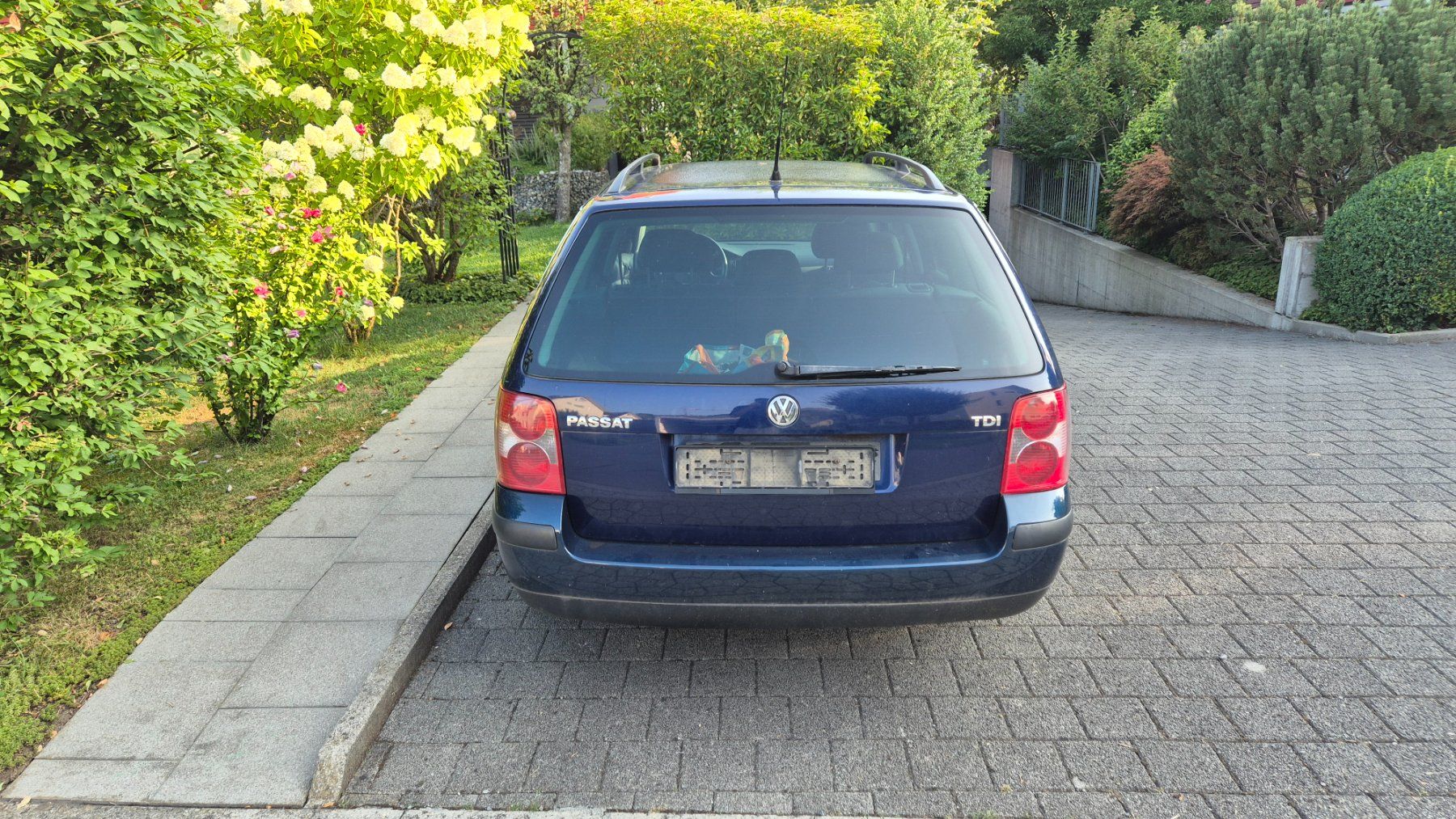 VW Automobili: VW Passat Variant B5 1.9 TDI ab Platz – Usato da Luzern venduto da denis.lecardonnel 3