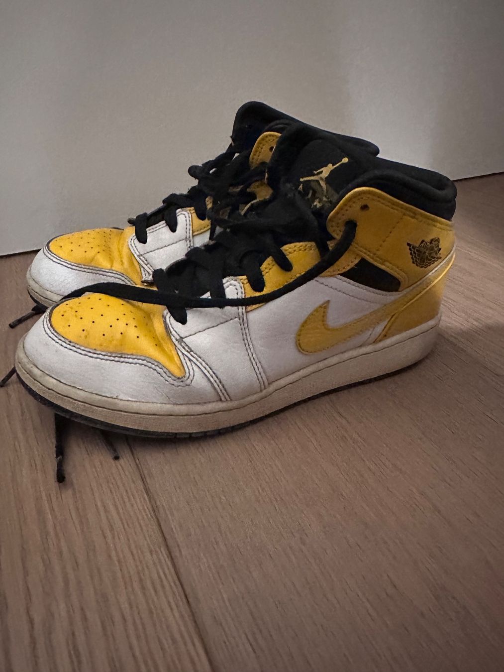 Jordan Scarpe da uomo: Nike Jordan Mid 1 – Usato da Schindellegi venduto da adb_5s8g 3