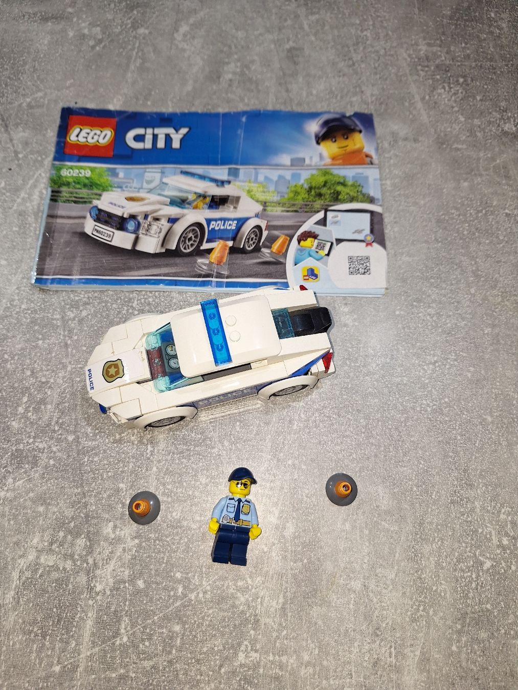 Lego Spielzeuge: Lego 60239 Streifenwagen – Gebraucht aus Egerkingen von Niceli1