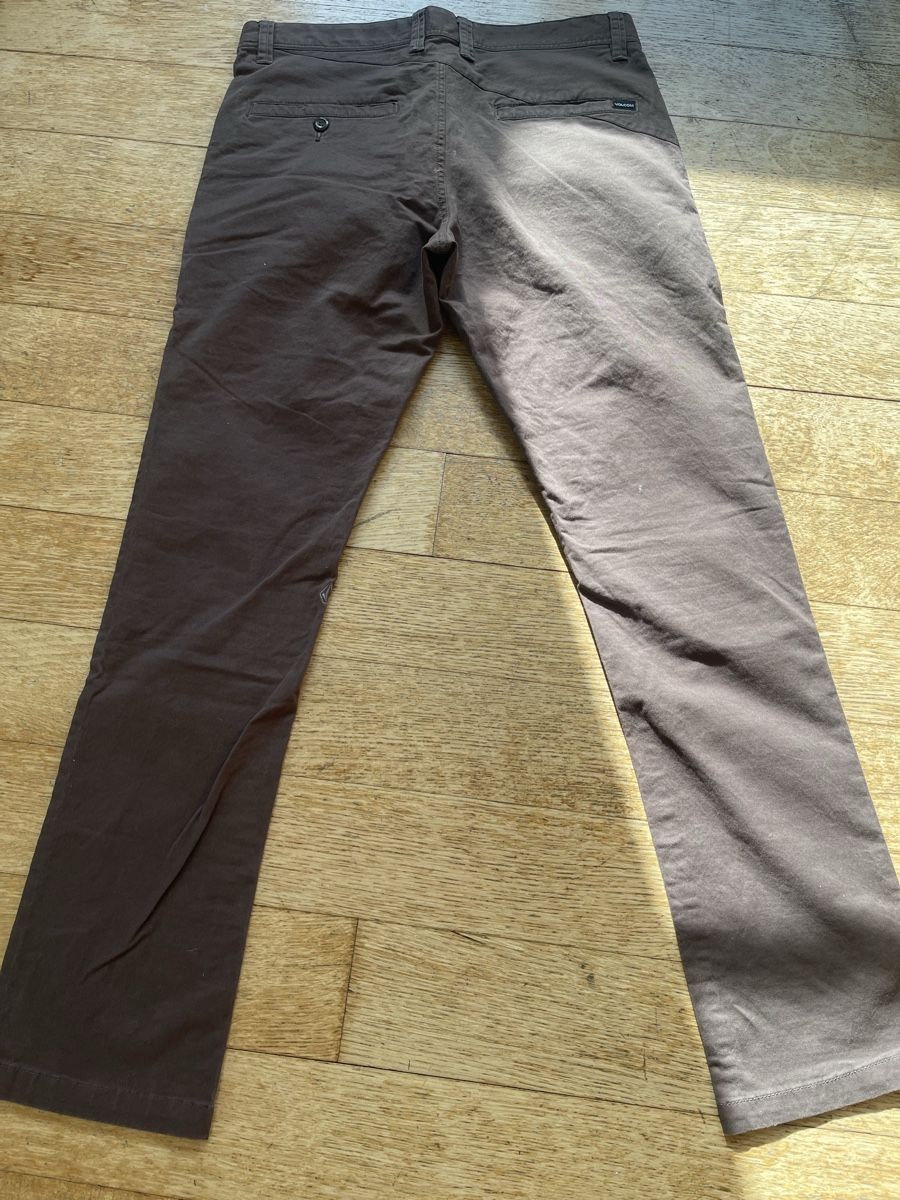 Pantaloni: Volcom Hose 32  – Usato da Bern venduto da c23_mrg2