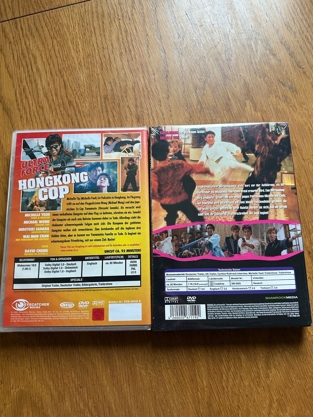 Tutti i DVDs: Ultra Force1-2 dvd neu OVP im schuber – Nuovo e nell'imballaggio originale da Benken ZH venduto da Audi-erich 1