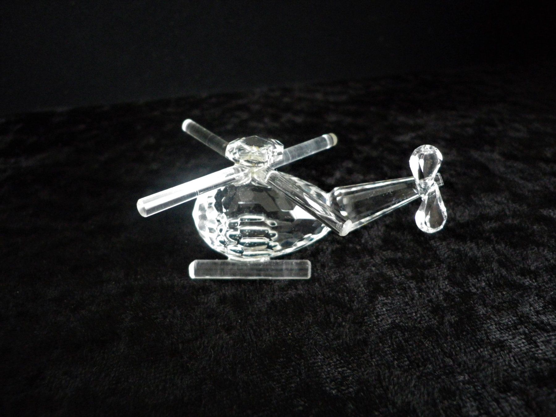 Gläser: Glas Helikopter Sammlerstück – Gebraucht aus Reinach von Mietze 1