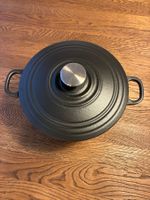 À la table Gusseisen-Bräter 4.2 Liter 24 cm