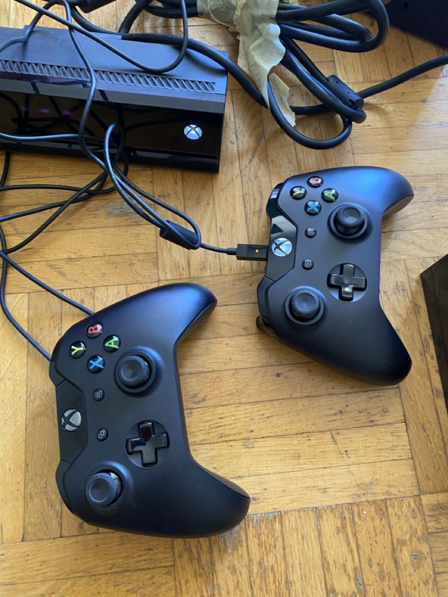 Microsoft Console: Console XBox one 500Go – Usato da Lausanne venduto da marcs3441 1
