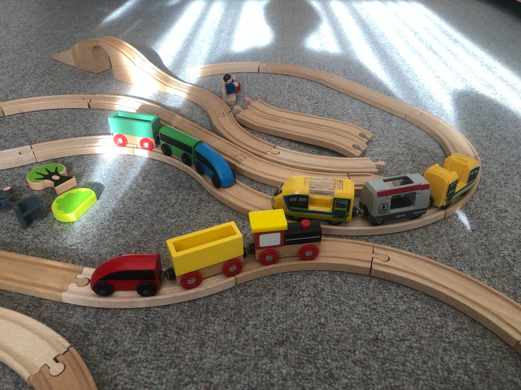 Brio Jouets: Holzeisenbahn Brio – D'occasion à Bassersdorf par sammelfloh 1