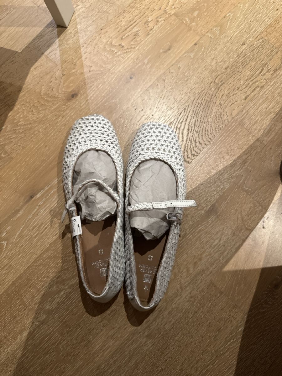 Chaussures femmes: Ballerinas Damen Grösse 39 weiss  – Neuf avec emballage d'origine à Zürich par emi_zx5j