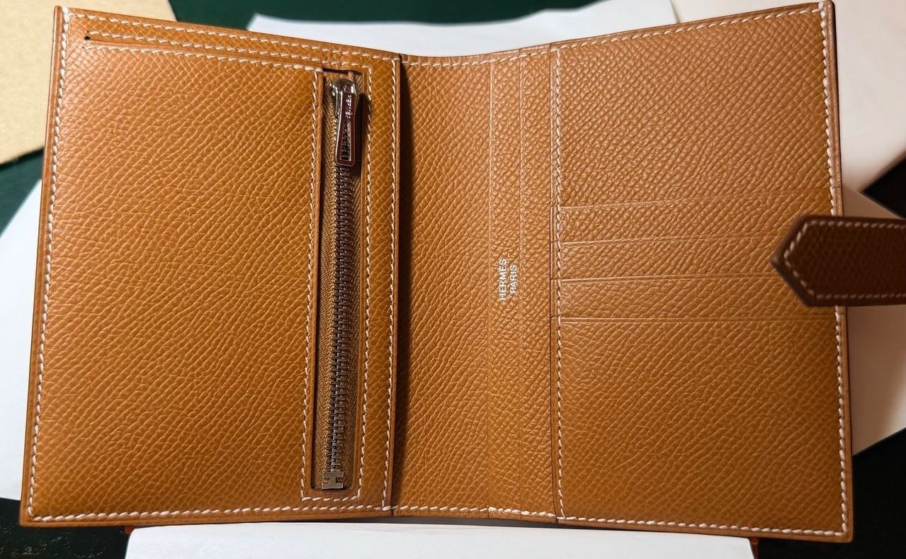 Hermès Portamonete: Hermès Bearn Compact Wallet, braun – Nuovo (secondo la descrizione) da Triesen venduto da atos87 3