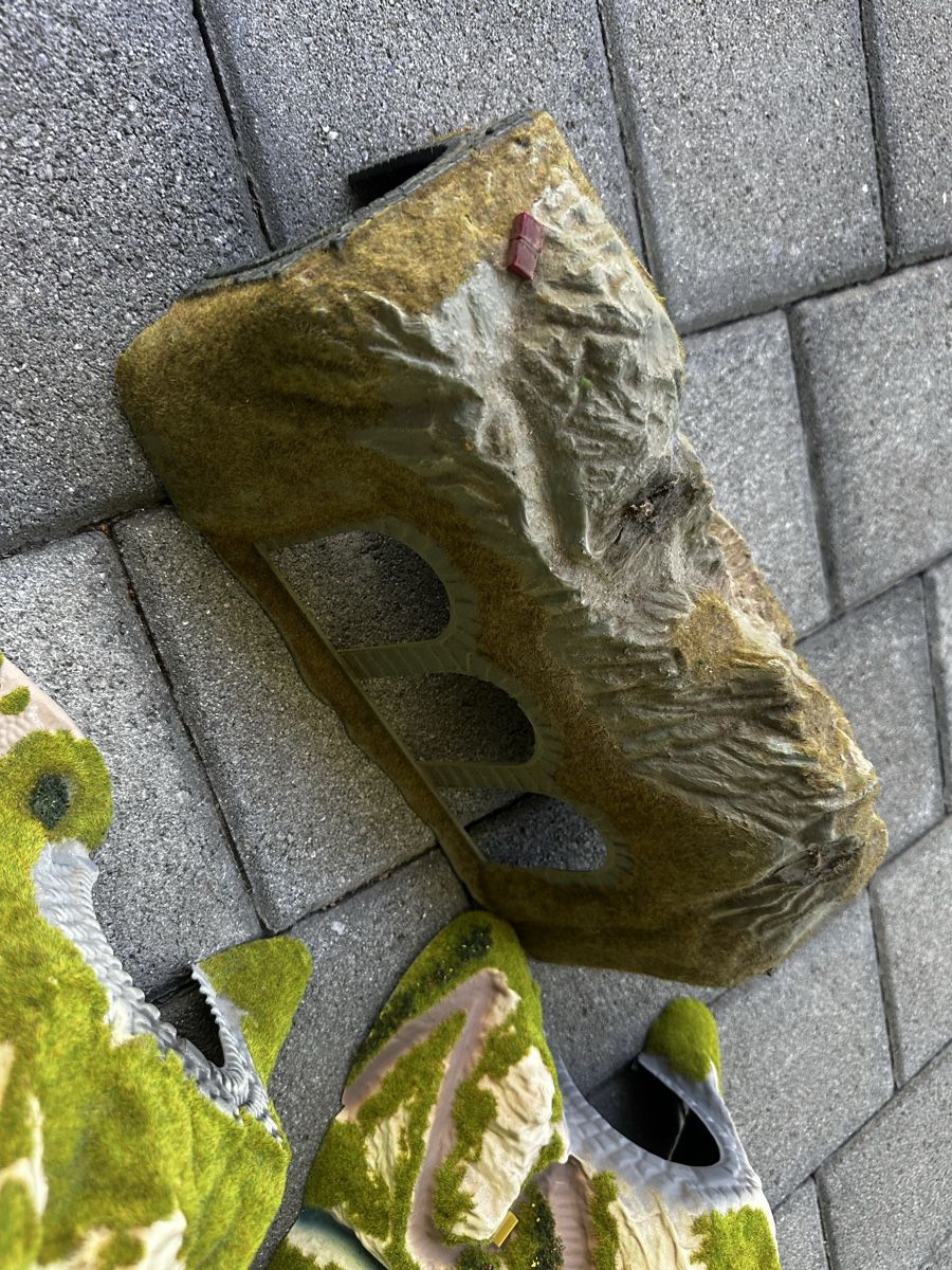 Modelleisenbahnen: H0 - Plastik-Berge ab 19.- – Gebraucht aus Sennwald von HARO-Import 2