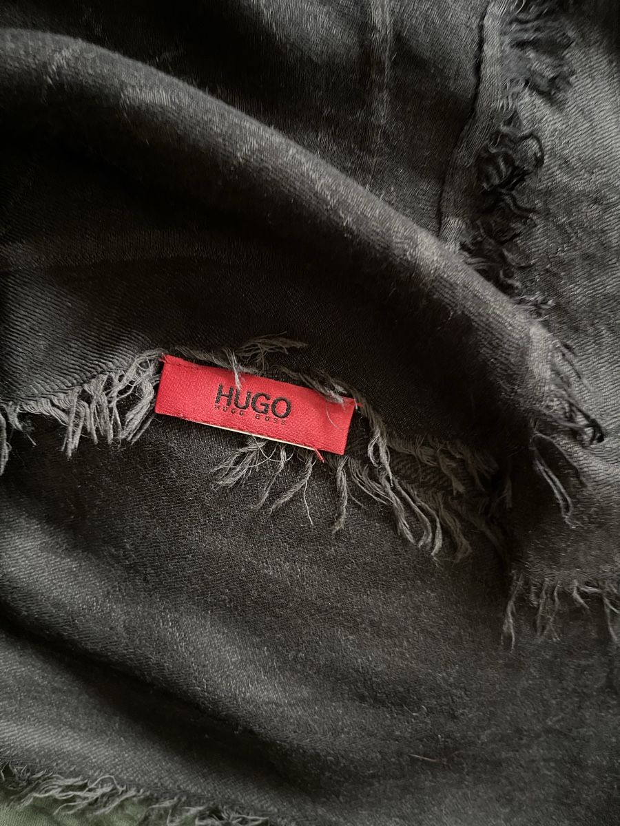 Hugo Boss Foulards, Tücher & Schals: Hugo Boss Schal – Gebraucht aus Stallikon von BaumArt 4