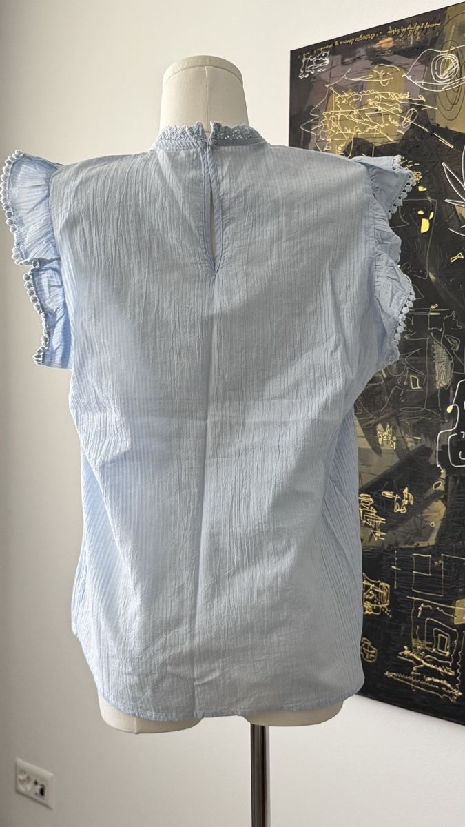 Top: Bluse hellblau Grösse M mit Spitze kurzarm – Nuovo (secondo la descrizione) da Mörigen venduto da TimelessFinds 1