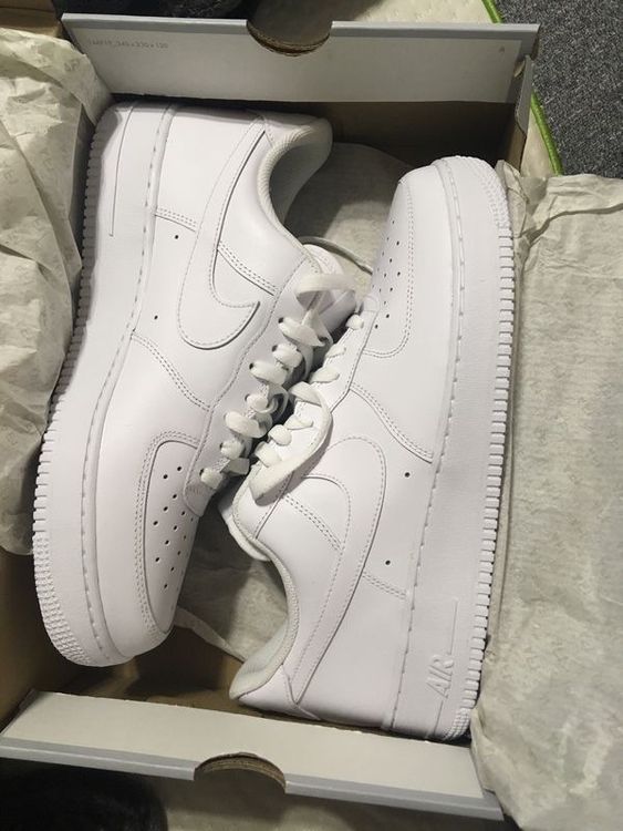 Nike Chaussures hommes: Nike Air Force 1 & Nike Air Jordan 1 – Neuf (Voir description) à Meyrin par ang_7fvb 5