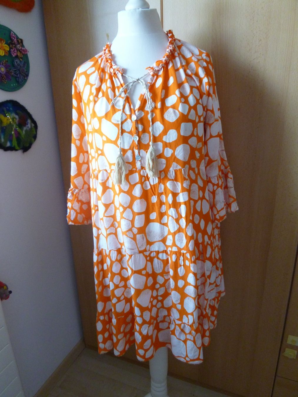 Kleider: orange Long Bluse / Kleid TANTRA  Gr. L – Gebraucht aus Dättlikon von Mamakuga