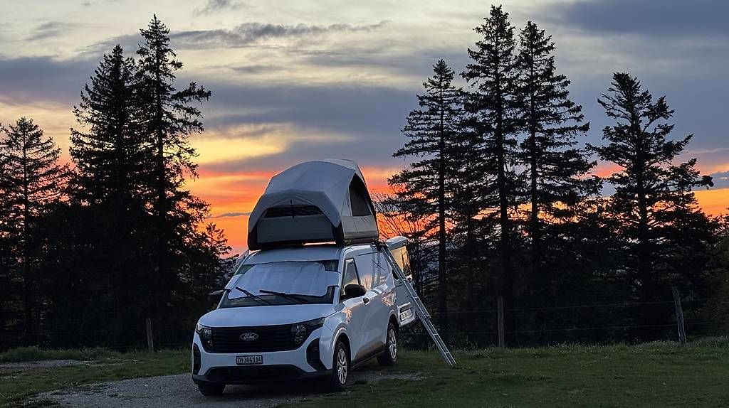 Ford Veicoli da campeggio: Ford Transit Courier, Ausgebaut als Minicamper – Usato da Obfelden venduto da Haussi