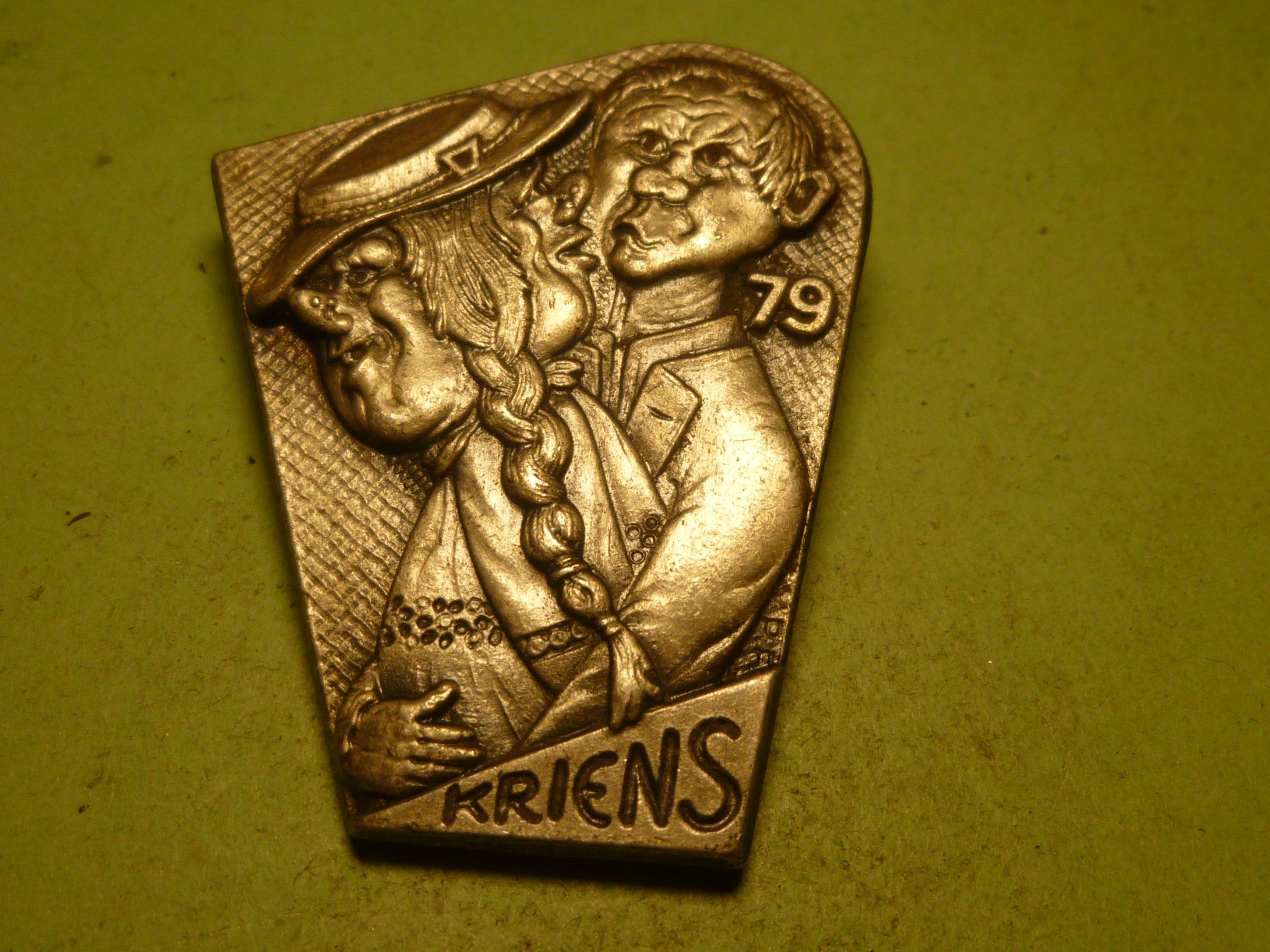 Placchette & Badge: KRIENS 1979 SILBER – Usato da Ried (Muotathal) venduto da Mandarin02