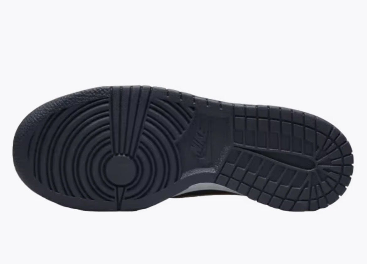 Nike Scarpe da donna: Nike Dunk Low Damen Grösse 38.5 neu + originalverpackt – Nuovo (secondo la descrizione) da Bülach venduto da sue_w7w6 4