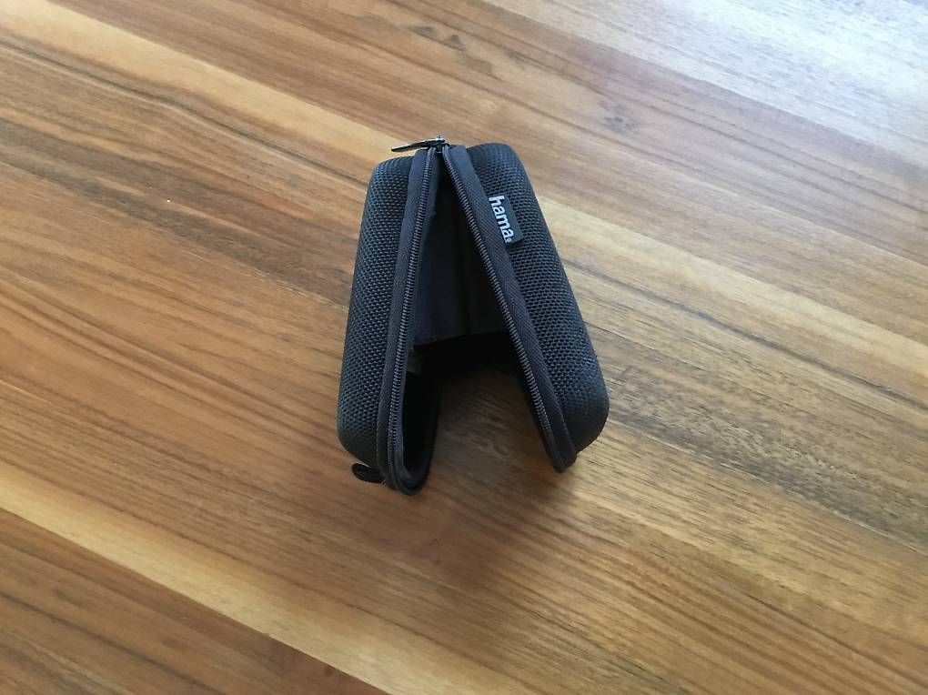 Astucci : Fotoapparat-Etui – Usato da Hirzel venduto da eri_x9g7 3