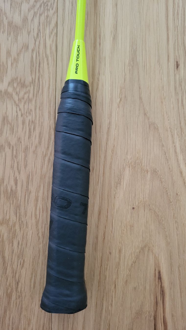 Racchette: ProTouch Speed600 Badmintonschläger – Usato da Frauenfeld venduto da jessijane96 2