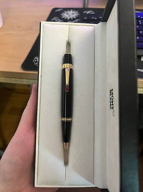 Montblanc Penna & Evidenziatori: Stylo Bille Montblanc Boheme Rouge Ruby – Nuovo (secondo la descrizione) da Palézieux-village venduto da riz_y9s7 1