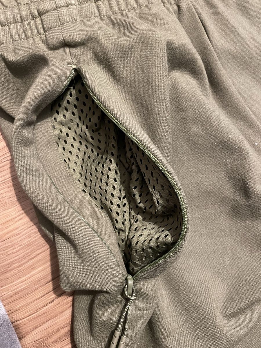 Adidas Hosen: Trainerhose Adidas – Gebraucht aus Jona von Nanuksiglu 3