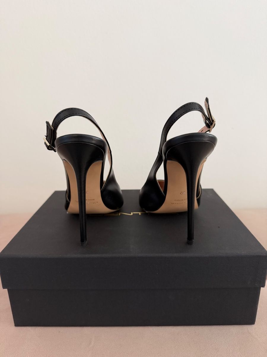 Scarpe da donna: Identità Slingback Pumps Schwarz  – Nuovo e nell'imballaggio originale da Basel venduto da cam_q5wk 1
