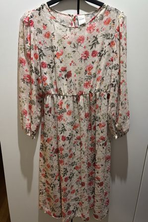 Kleid Blumen XS