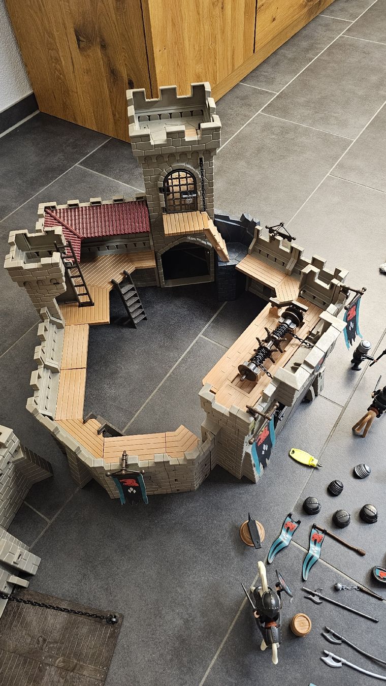 Playmobil Giocattoli: Playmobil Ritterburg – Usato da Winterthur venduto da O-LeeG 6