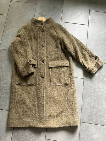 Shaggy Stand Color Coat