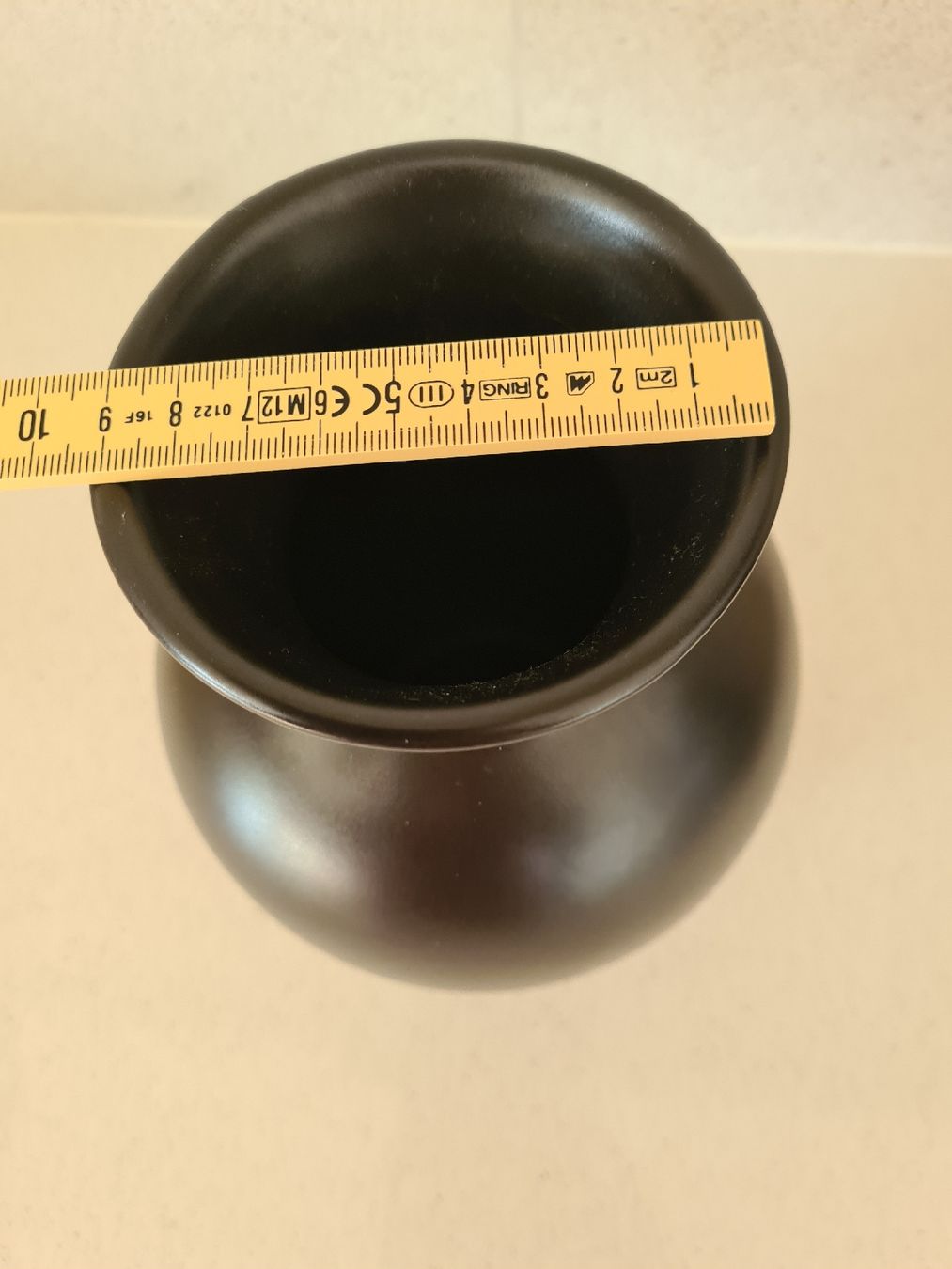 Vasen & Gefässe: Schwarze Vase – Gebraucht aus Horw von Mirii91 2