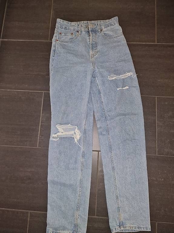 Jeans: Damen Jeans hellblau, H&M – Usato da Steinhausen venduto da ladisci