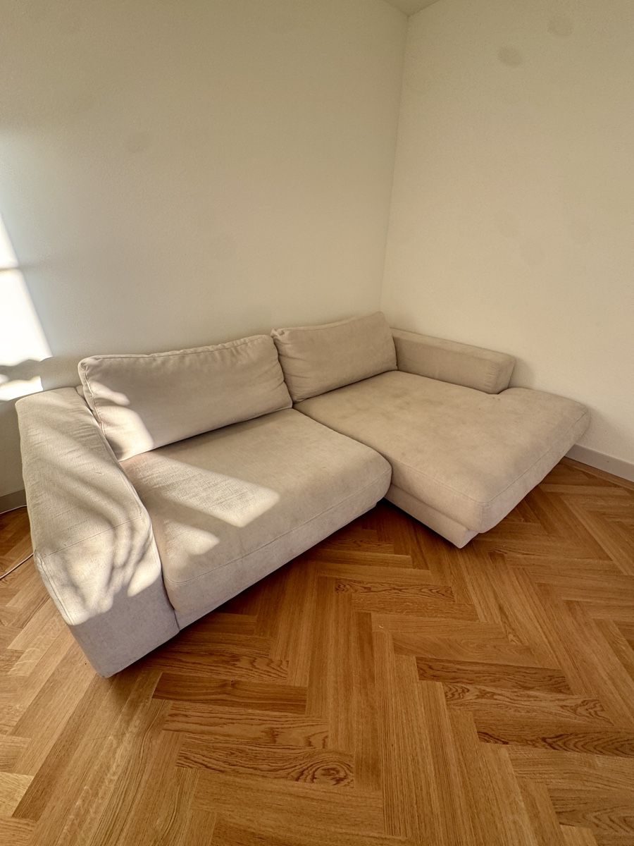 Sofas: Grosses Ecksofa hellbeige (gebrauchter Zustand) – Gebraucht aus Zürich von mcortesi 7