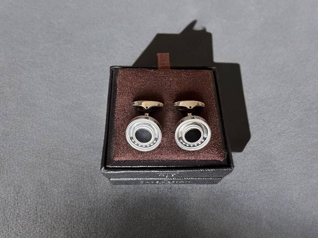 Manschettenknöpfe: Tateossian London Manschettenknöpfe – Neu und originalverpackt aus Zürich von carmen_kandey_Insta 3