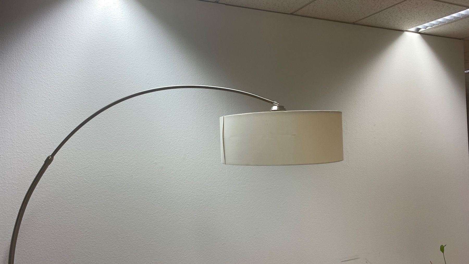 Lampade: Elegante Vintage Steh/Bogenlampe – Usato da Unterägeri venduto da Einiges-kann-weiter