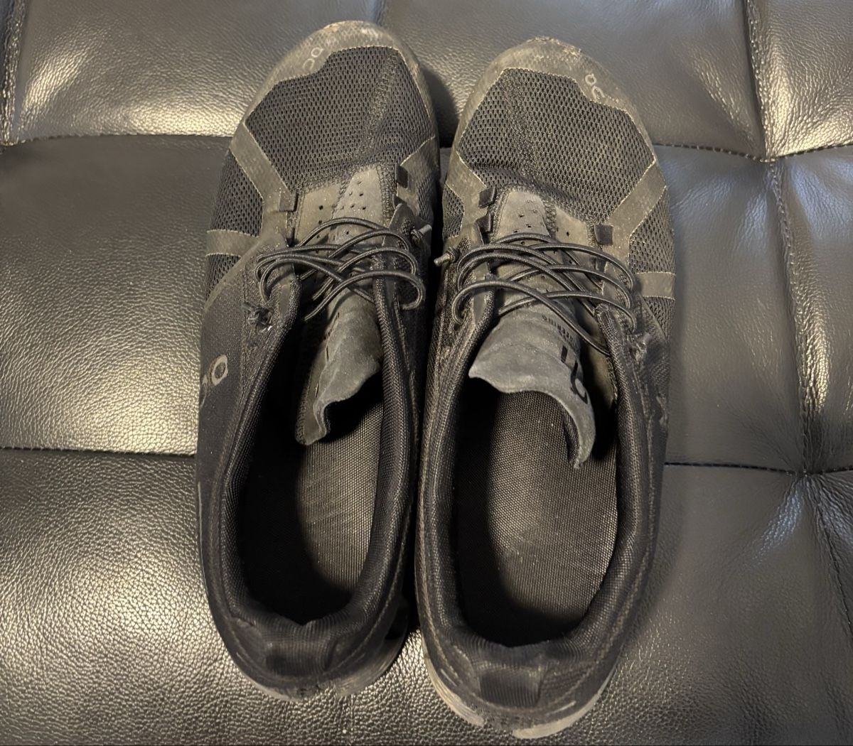 Scarpe da uomo: On Sneakers Schwarz – Usato da Chur venduto da Cuteclothes7k 2