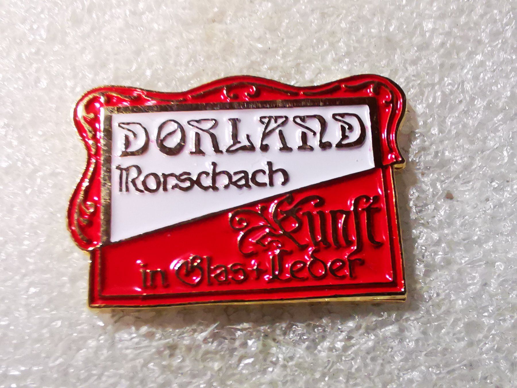 Plaquettes & Badges: Ansteckpin 102: Dorfland Rorschach – D'occasion à Oppligen par Pin-Fall-Shop
