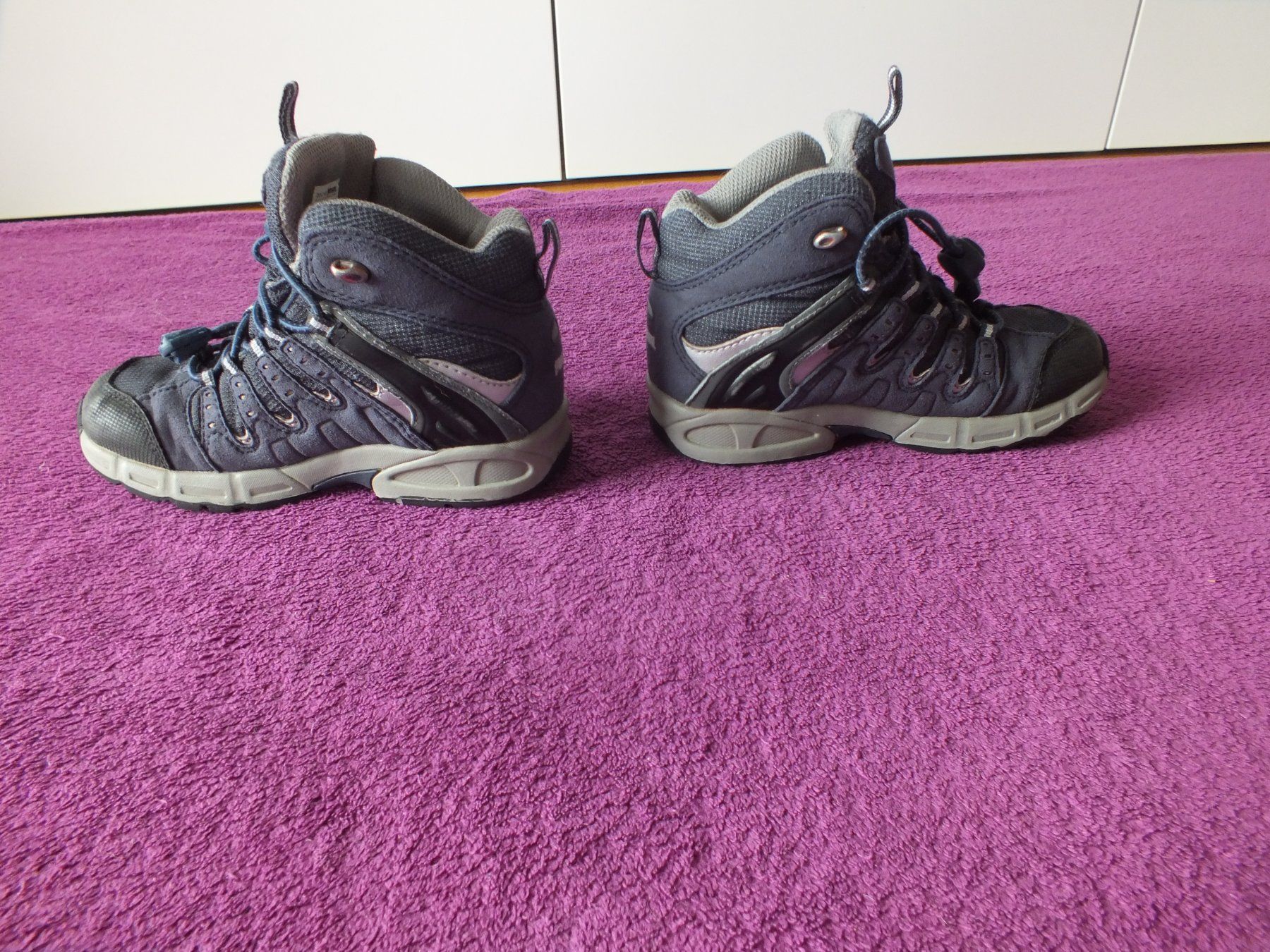 Meindl Scarpe per ragazzi: Meindl Wanderschuh / Schuhe,  Junior Mid GTX in Gr. 30 – Usato da Müllheim Dorf venduto da Seeeule01 5