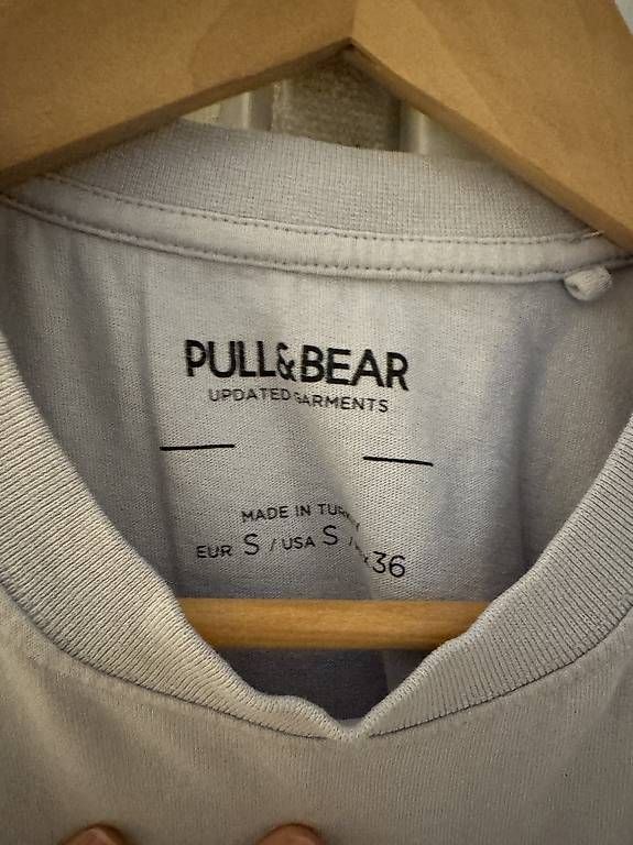 T-shirts: Pull & Bear T?Shirt – D'occasion à Meilen par DavideL02 2