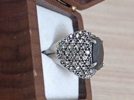 Bague style vintage – Pierre noire & entourage brillant
