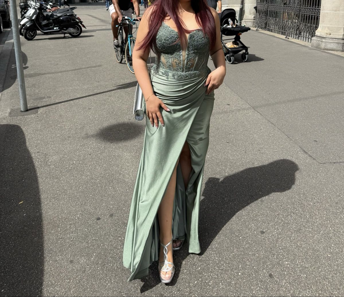 Zalando Vestiti: Ballkleid light green Grösse L (XL) – Nuovo (secondo la descrizione) da Dietikon venduto da daryam