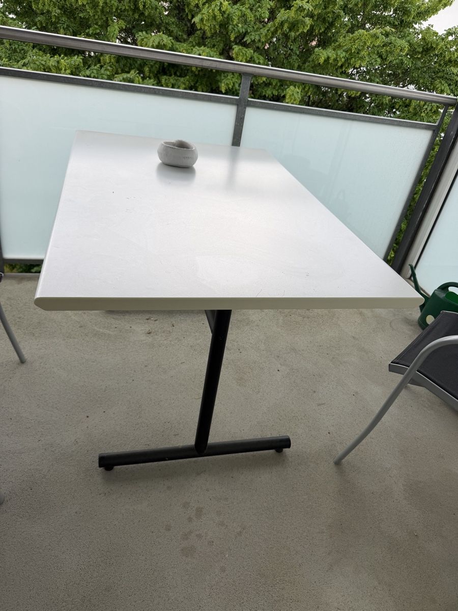 Tische: Tisch – Gebraucht aus Suhr von sergio.cantoni 1