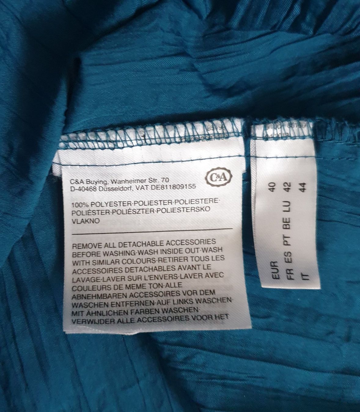 C&A Camicette: Damen Bluse, mit Halskette, petrol, Gr. 40 – Usato da Möriken AG venduto da pam66 9