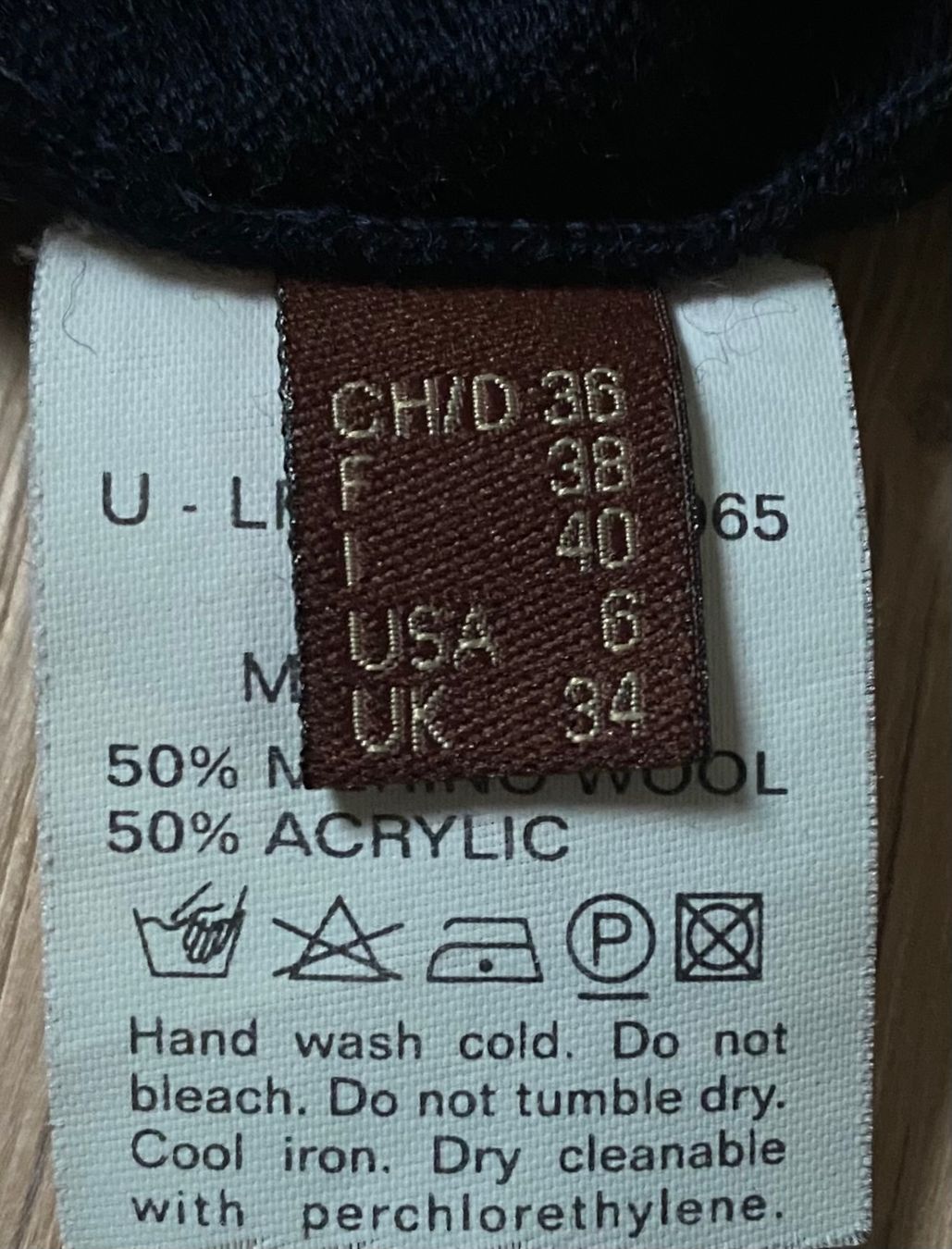 Bally Maglioni & Felpe: Neuwertiger blauer BALLY Damenpullover, Grösse 36 – Usato da Winkel venduto da Flyhy2020 3