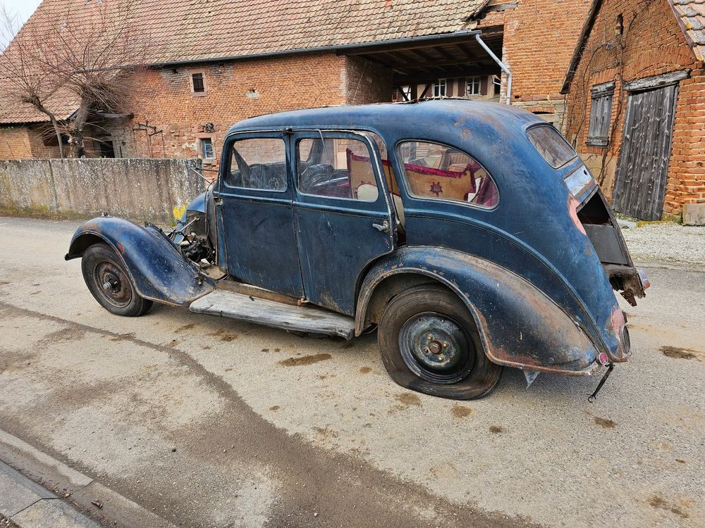 Peugeot 401 Oldtimer zum Restaurieren oder Deko