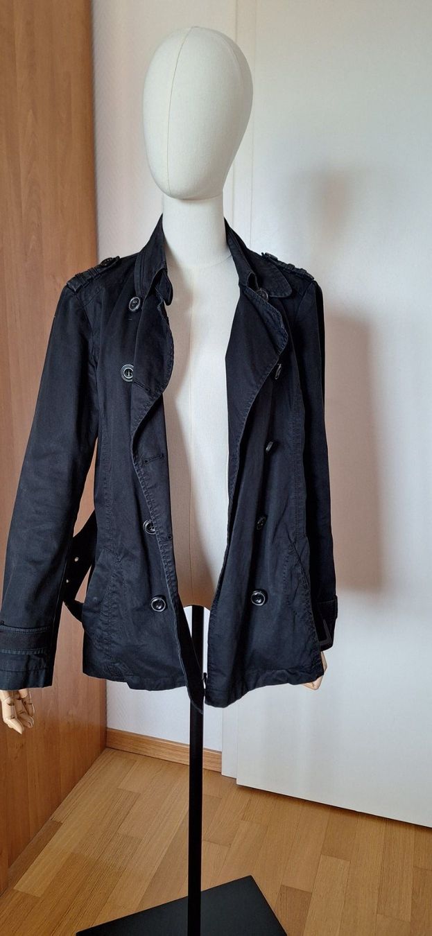 Esprit Giacche: Esprit, veste noire – Nuovo (secondo la descrizione) da Lussery-Villars venduto da pousinete02 2