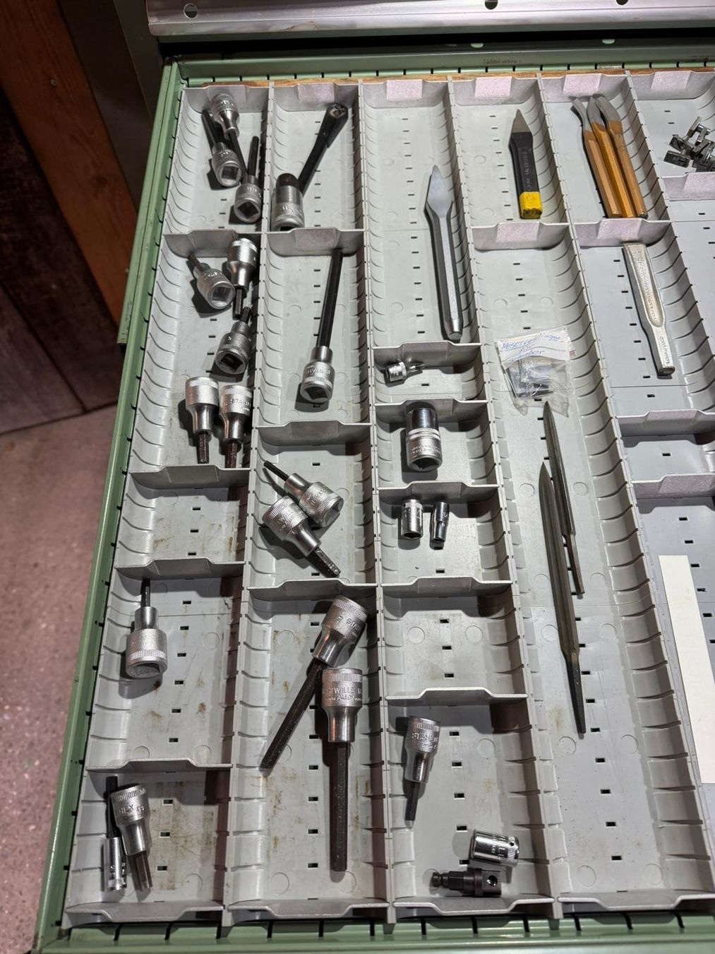 Tutti gli attrezzi: div. Werkzeugen – Usato da Buchs AG venduto da Werkstatt-Shop 2