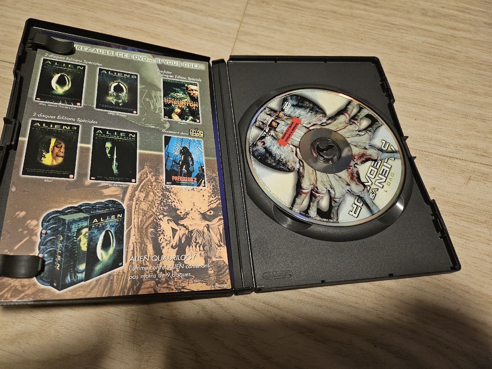 Tous les DVDs: DVD Alien vs Predator - Edition Spéciale – D'occasion à La Joux FR par car_ck96 1