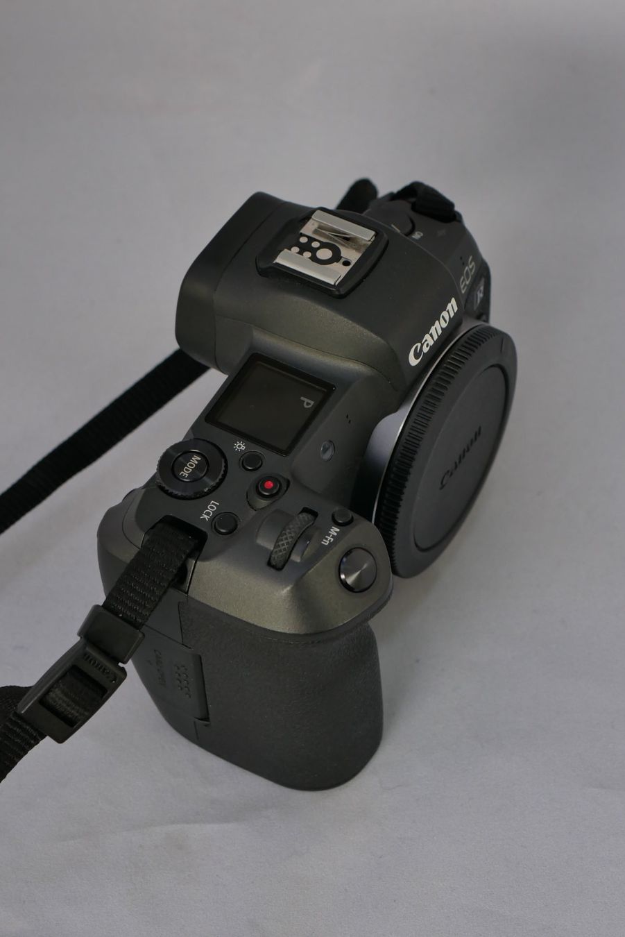 Canon Appareil photo: Canon EOS R in Top Zustand – Neuf (Voir description) à Trimmis par Marli1 5
