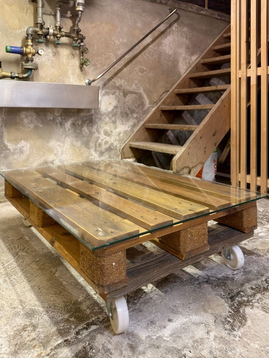 Palettes: Paletten-Couchtisch  – D'occasion à Basel par LiskaLa 4