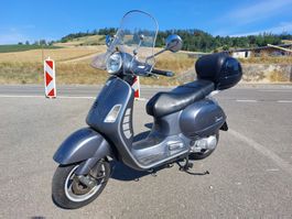 Piaggio Vespa GT 125 Roller Scooter Kat. A1 11kw ab 1 Fr.-